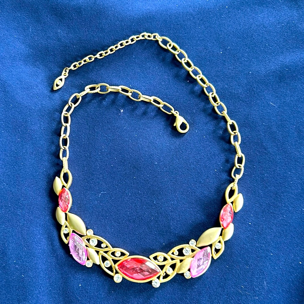 Pink n gold 16” choker